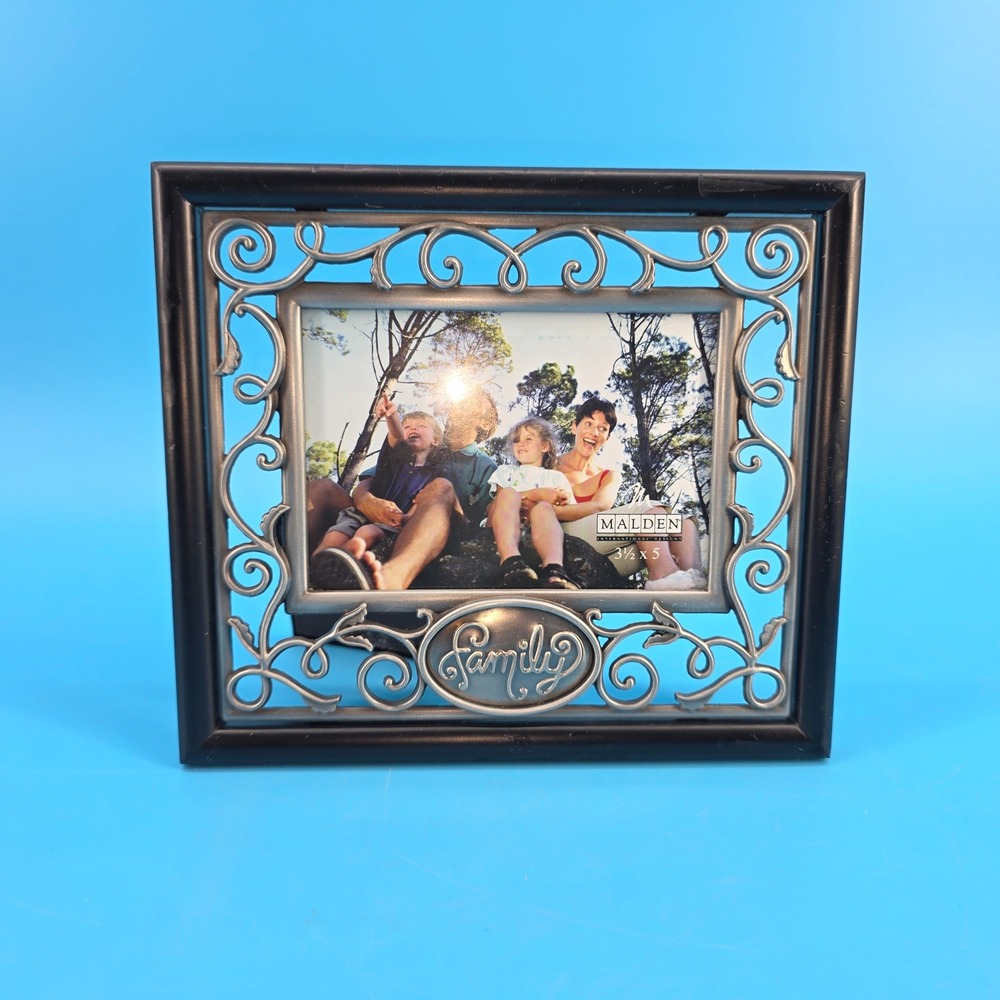 Malden Family Picture Frame Silver Filigree Black Border 3.5x5 Tabletop Display